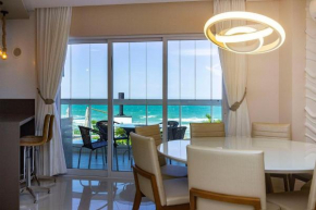 Varandas do Atlântico 301-B - Excelente Apartamento Frente Mar em Bombas